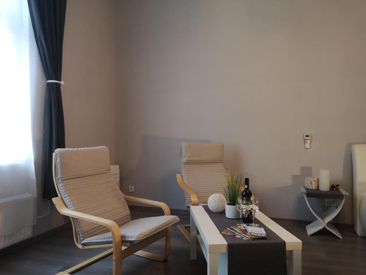 Central Apartment Будапеща Екстериор снимка