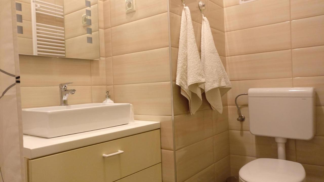 Central Apartment Будапеща Екстериор снимка